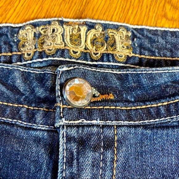 TRUCE DESTROYED JEAN SHORTS WITH CAMO DETAILING 13 JRS NWT - Picture 10 of 13